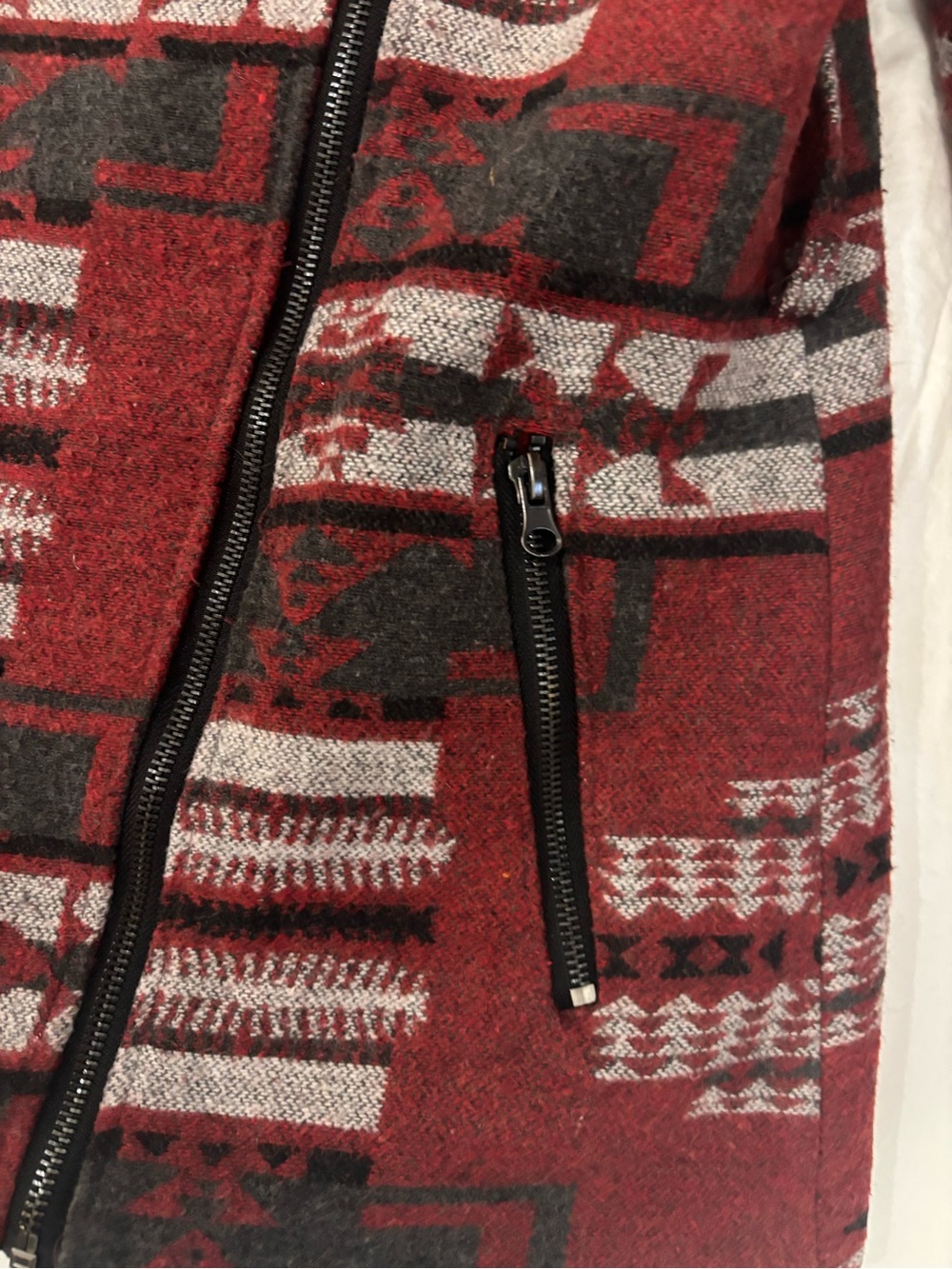 Takara Red Aztec-Pattern Zip-Front Blazer - Picture 4 of 6